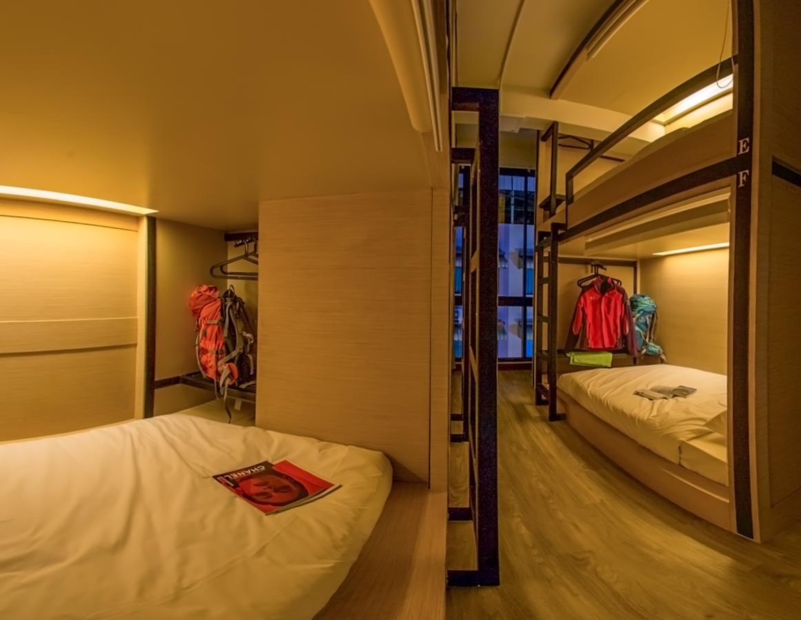 Le Bonheur Poshtel Hostel Банкок Екстериор снимка