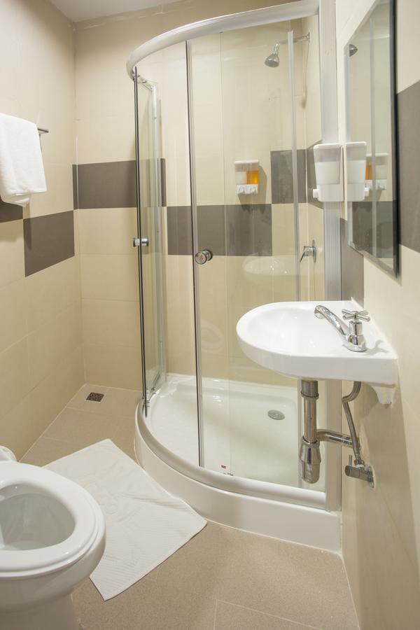 Le Bonheur Poshtel Hostel Банкок Екстериор снимка
